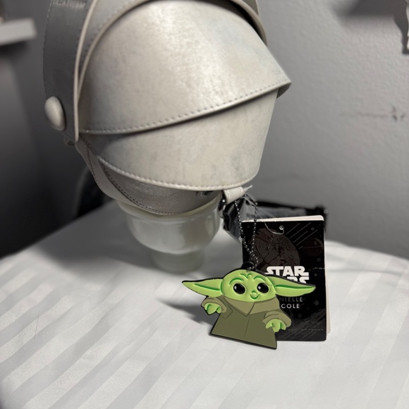 Danielle Nicole  Star Wars Grogu Purse – Brand New & Out-of-This-GalaxyCute 💫👜 - Picture 7 of 9